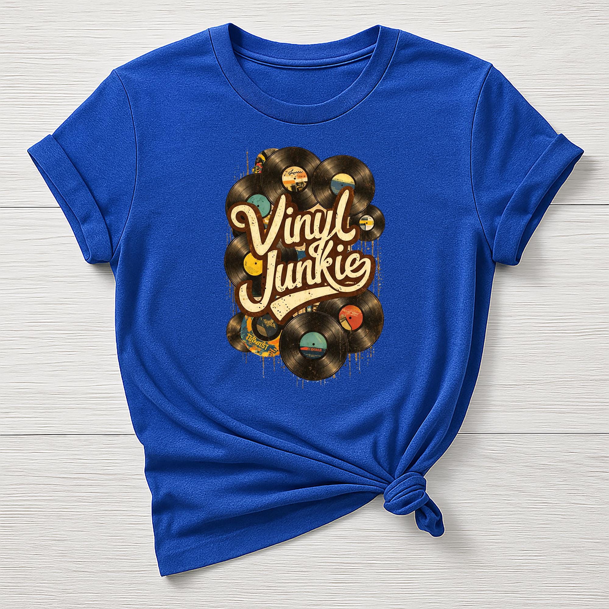 Music T-Shirt : Vinyl Junkie Design, Gildan Softstyle